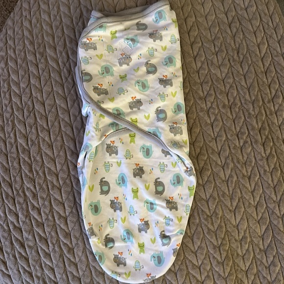 Swaddle Me - Picture 3 of 9